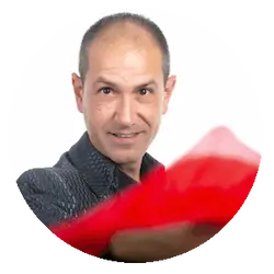 Página oficial de Iván Arribas, mago profesional para eventos, magia para eventos