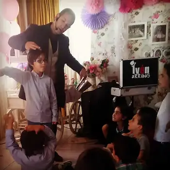 magia para comuniones, mgo para comuniones, mago infantil, magos en Castellón, mejores magos, mejor mago, mago bueno, mago para niños