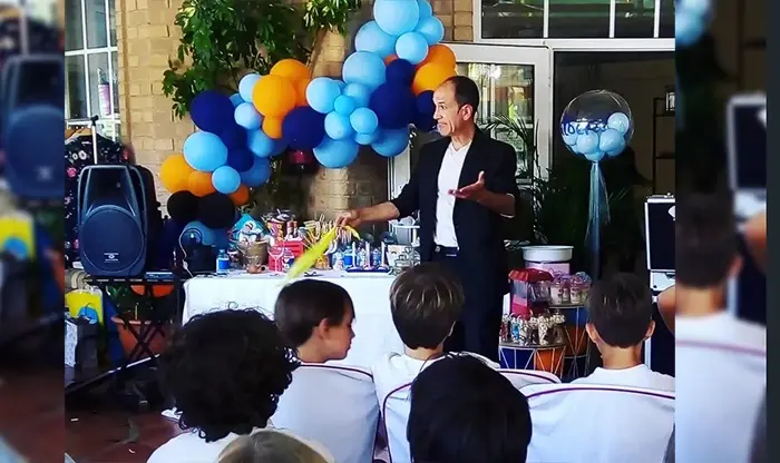 magos Castellón, magia para empresas de Castellón, magia para eventos en Castellón, magia para cenas de empresa de Castellón, mago en Castellón